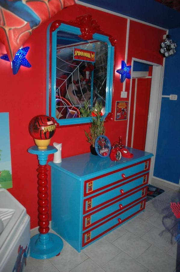 卡塔尼亚 Spiderman House酒店 外观 照片